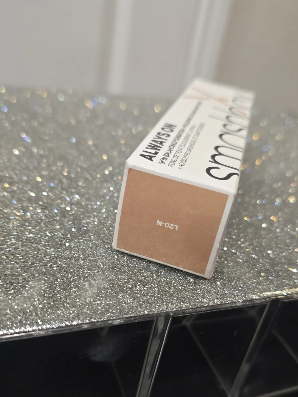 Smashbox Always On Liquid Skin Balancing Foundation